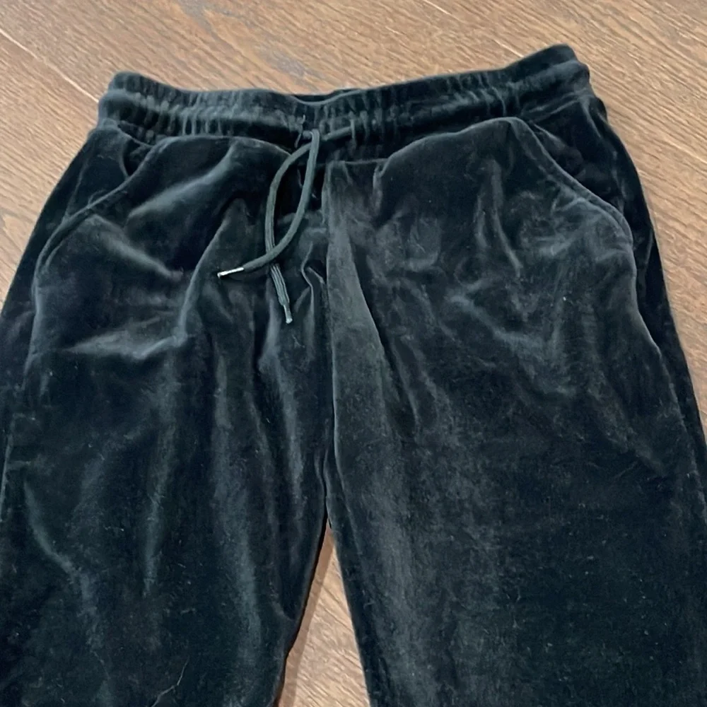 Suzette Girls Black Velour Sweatpants Size 7